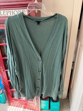 Torrid Green V-Neck Button-Front Women's Sweater Cardigan